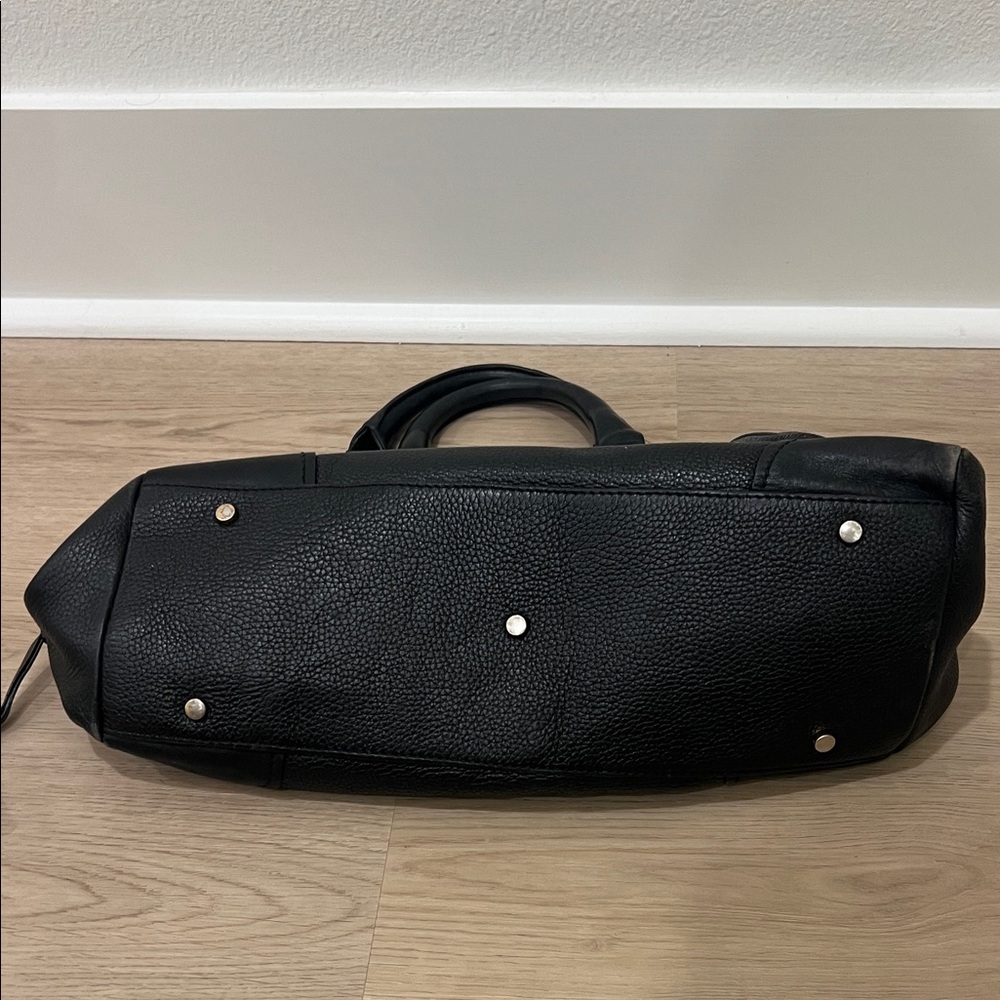 Mazzini Black Leather Handbag - Picture 8 of 13